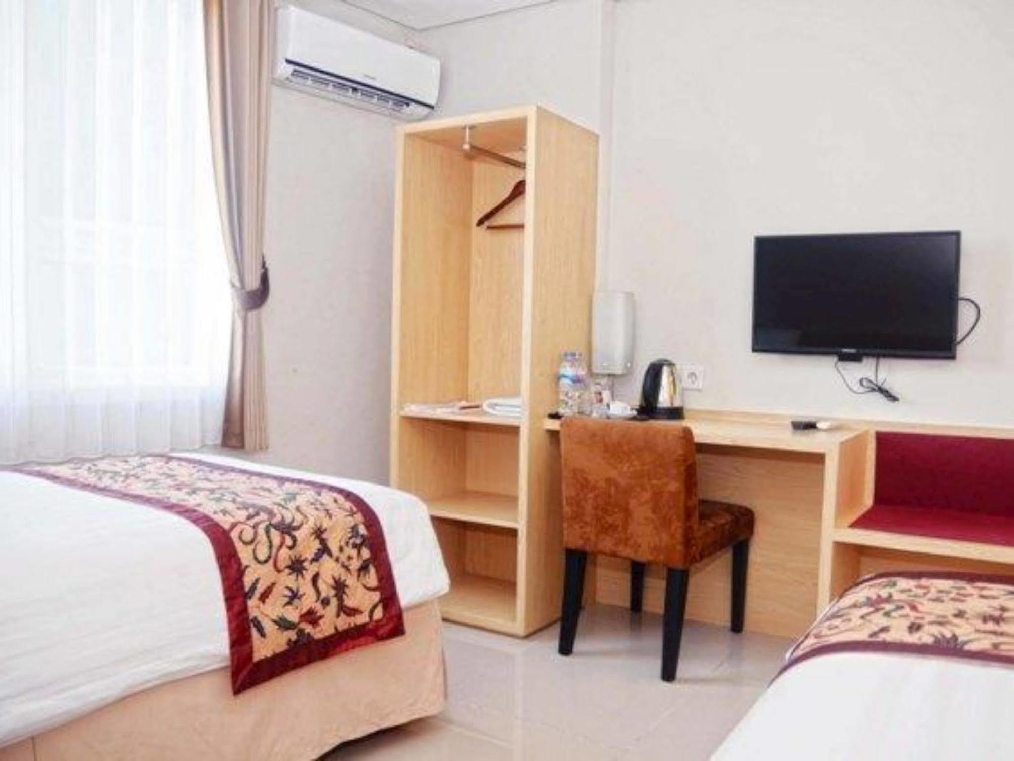 Bekizaar Hotel Surabaya Eksteriør billede